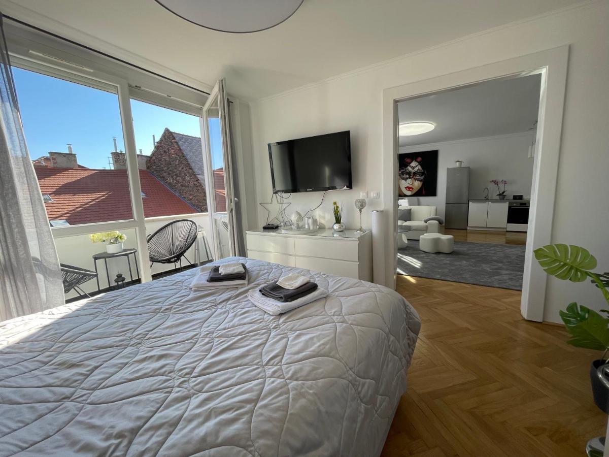 Budacastle Panoramic Luxurious Family Apt, Free Parking Included Budapest Exterior photo
